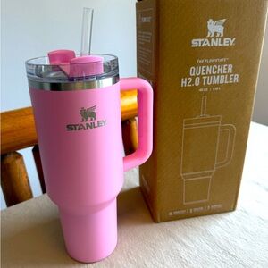 Stanley Sizzling Pink 40 oz